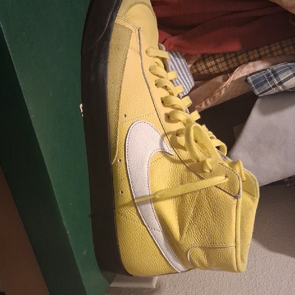 Nike Yellow and White High-Top Sneakers